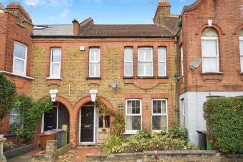 Chingford Road, London, E17