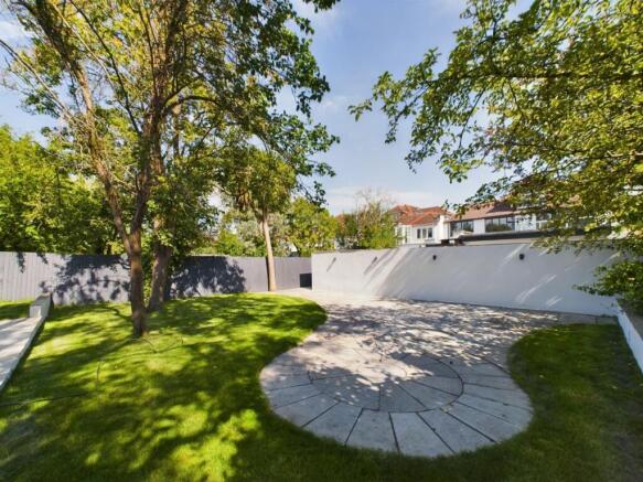 Communal Garden Reverse
