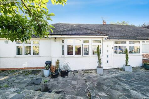 Greenstead Close, Woodford Green, IG8