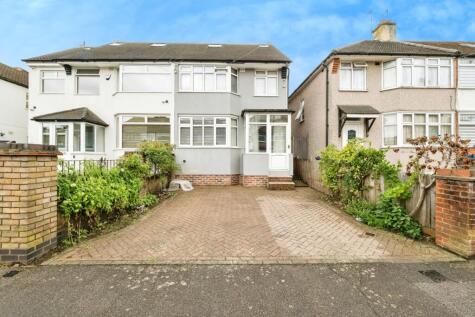 Wansford Road, WOODFORD GREEN, Essex, IG8