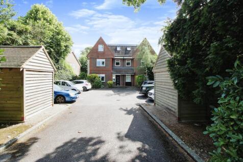 Lavant Road, Chichester, West Sussex, PO19