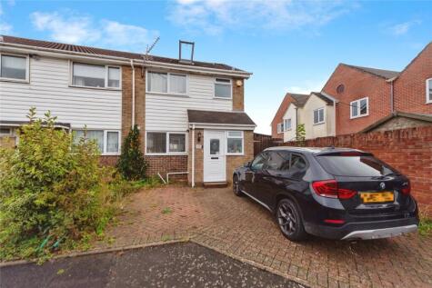 Prideaux-Brune Avenue, Gosport, PO13