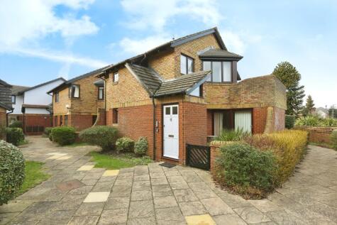 Garden Mews, Warsash, Southampton, Hampshire, SO31