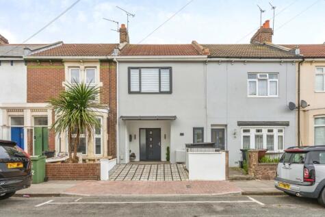 North End Avenue, Portsmouth, Hampshire, PO2