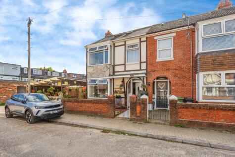 Colebrook Avenue, Portsmouth, Hampshire, PO3