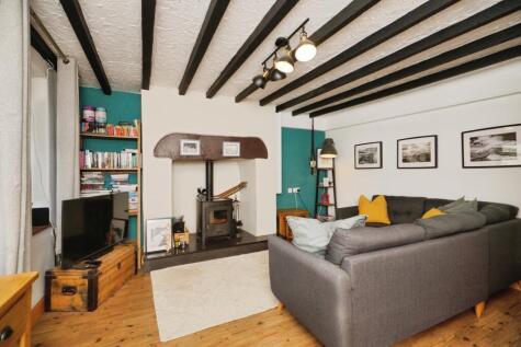 Eryri Terrace, Y FRON, Upper Llandwrog, CAERNARFON, Gwynedd, LL54