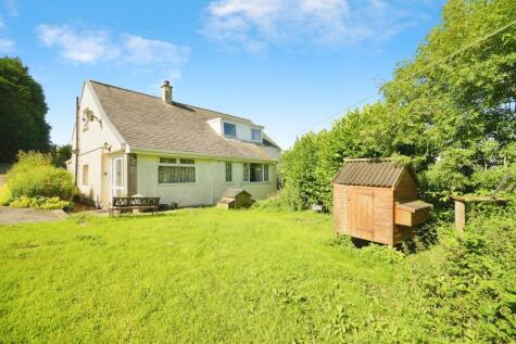 Upper Llandwrog, Caernarfon, Gwynedd, LL54
