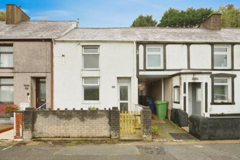 Hyfrydle Road, Talysarn, Caernarfon, Gwynedd, LL54