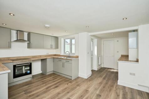 Chapel Street, Newport, Isle Of Wight, PO30