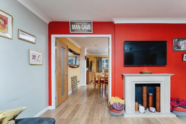 Lounge/Kitchen