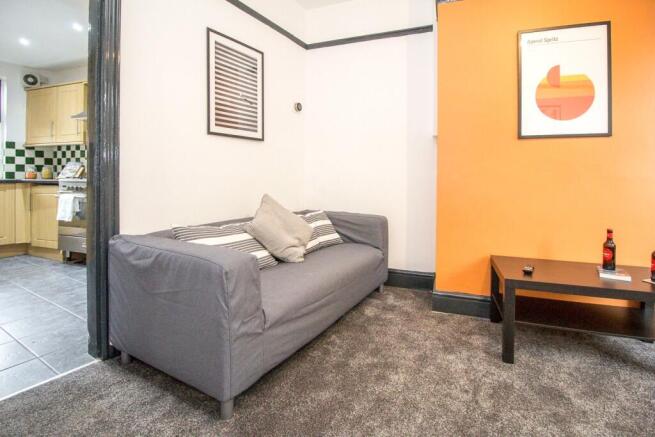 Lounge/Kitchen