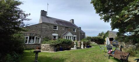 Llanrhyddlad, Holyhead, Anglesey, LL65