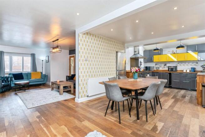 Kitchen/Diner/Lounge