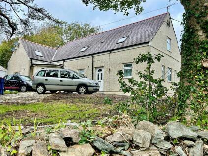 Bull Bay Road, Amlwch, Isle of Anglesey, LL68