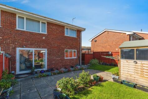 Lon Gwyndaf, Prestatyn, Denbighshire, LL19