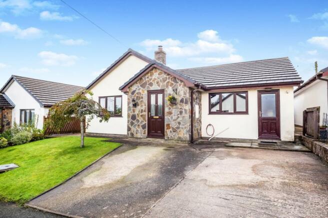 3 Bedroom Bungalow For Sale In Trem Y Coed Clawddnewydd Ruthin 