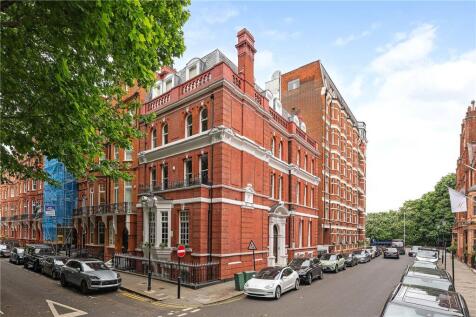 Kensington Court, London, W8