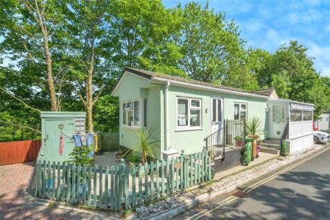 Glenfield Close, Glenholt Park, Plymouth, Devon, PL6