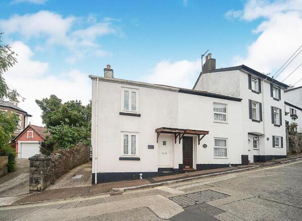 2 Bedroom End Of Terrace House For Sale In Park Road Torquay Devon