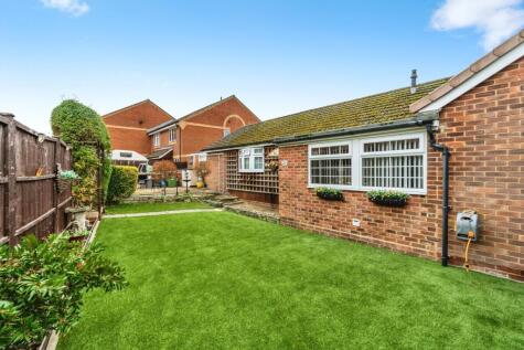 Crabwood Close, Southampton, Hampshire, SO16