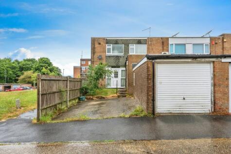 Larkwhistle Walk, Havant, Hampshire, PO9