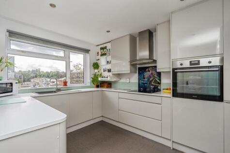 Teglease Green, HAVANT, Hampshire, PO9