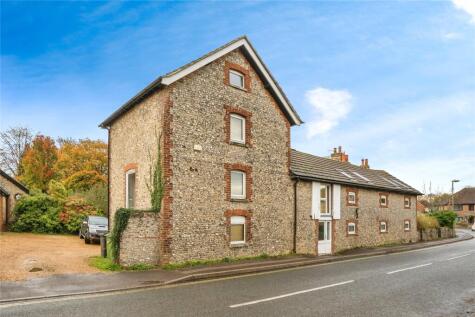 East Meon Road, Clanfield, Waterlooville, Hampshire, PO8