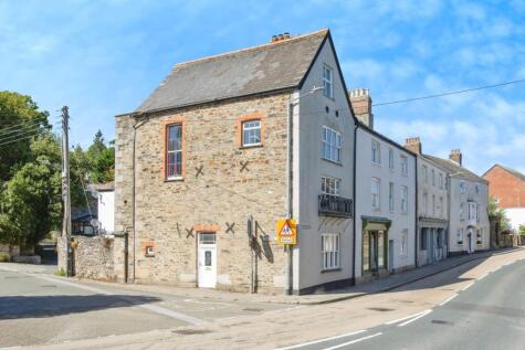 Queen Street, Lostwithiel, Cornwall, PL22