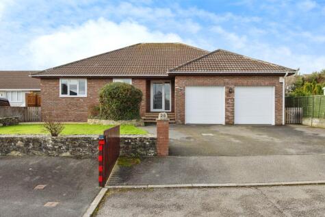 Trethiggey Crescent, Quintrell Downs, Newquay, Cornwall, TR8