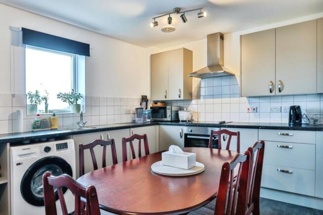 Kitchen/Dining