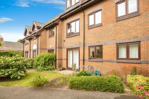 Vallis Close, Baiter Park, Poole, Dorset, BH15