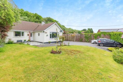 Penhale Road, Penwithick, St. Austell, Cornwall, PL26