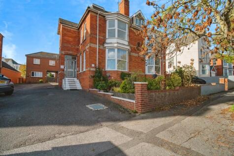 Kirtleton Avenue, Weymouth, Dorset, DT4