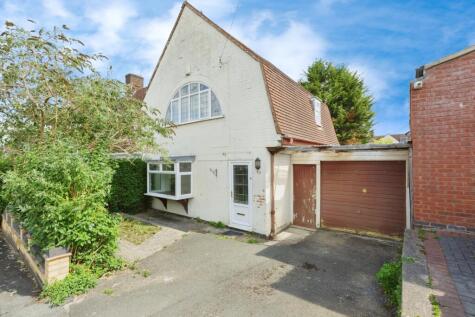 Peters Drive, Leicester, Leicestershire, LE5