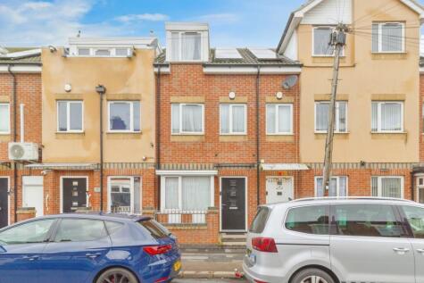 Woodland Road, LEICESTER, Leicestershire, LE5