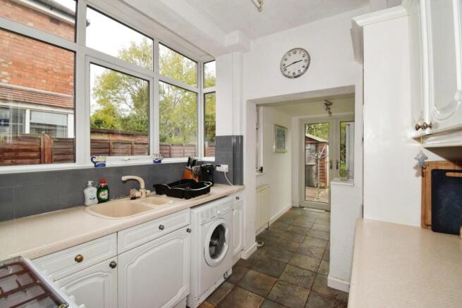 Kitchen & Utility