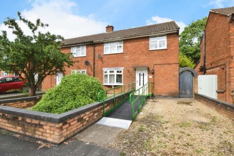 Elizabeth Crescent, Wigston, Leicestershire, LE18