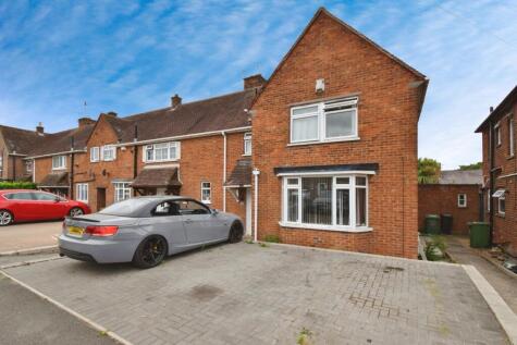 Holmden Avenue, Wigston, Leicestershire, LE18