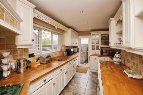 Francis Place, Longwell Green, Bristol, Gloucestershire, BS30