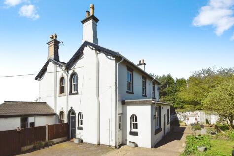 Portland Drive, Scholar Green, Stoke-on-Trent, Cheshire, ST7