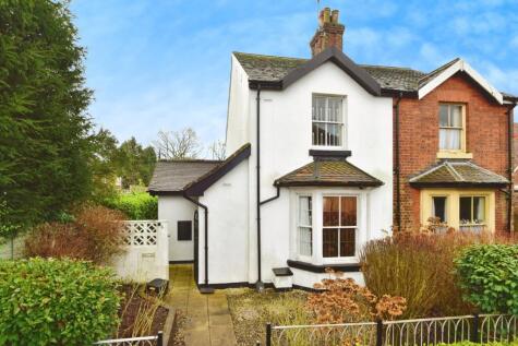 Lynton Place, Alsager, Stoke-on-Trent, Cheshire, ST7