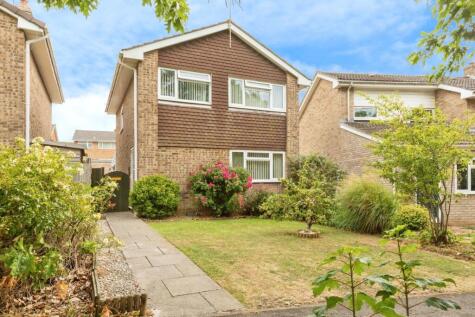 Kestrel Close, Chipping Sodbury, Bristol, Gloucestershire, BS37