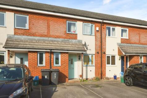 Sutherland Close, Gloucester, Gloucestershire, GL4