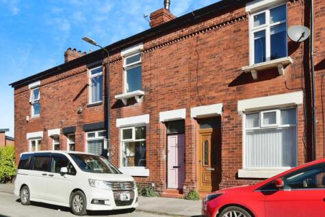 Beaconsfield Road, Altrincham, WA14