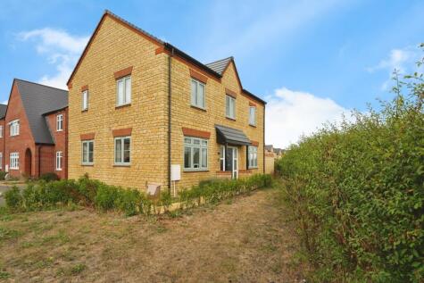 Ironbridge Road, Twigworth, Gloucester, Gloucestershire, GL2