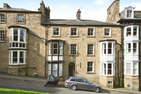 Hall Bank, Buxton, SK17