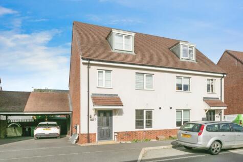 Alderney Avenue, Newton Leys, Bletchley, Milton Keynes, MK3