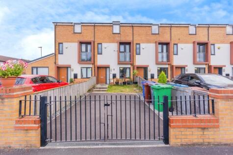 Hartfield Close, Manchester, Greater Manchester, M13