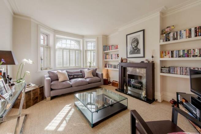 2 bedroom flat for sale in Hurlingham Court Mansions, Hurlingham Road ...