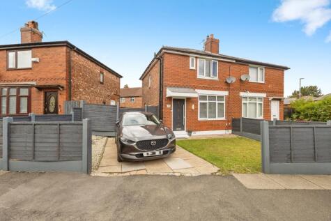 Clough Road, Droylsden, Manchester, Greater Manchester, M43